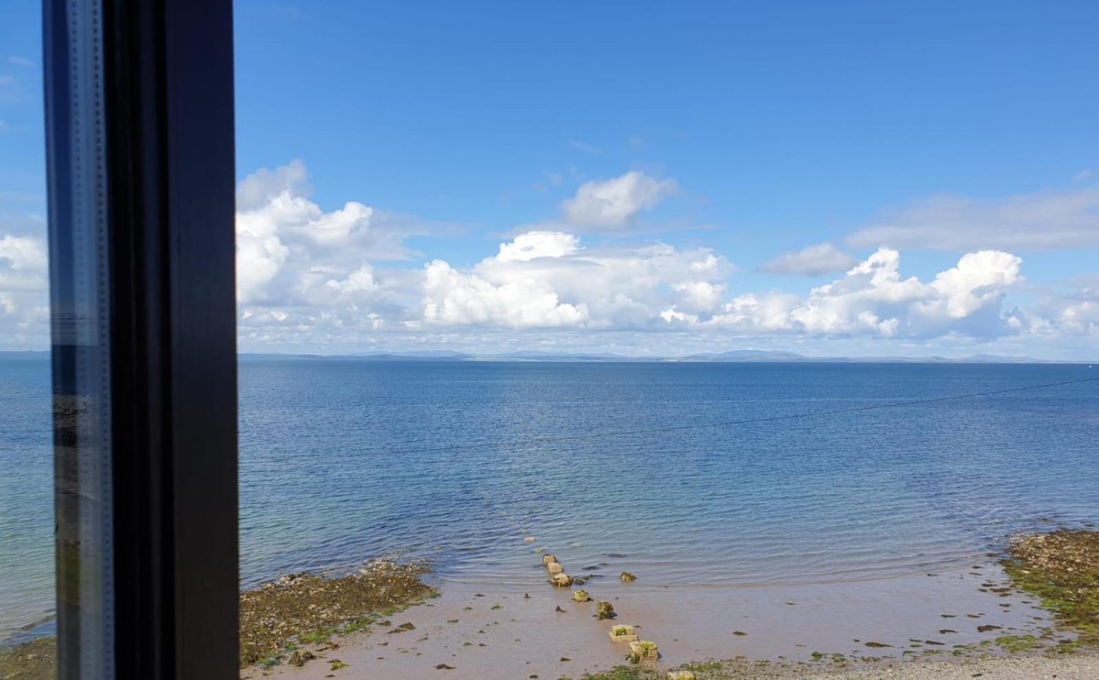 The Old Cornstore A Beautiful Suite Overlooking The Sea Drummore Zewnętrze zdjęcie