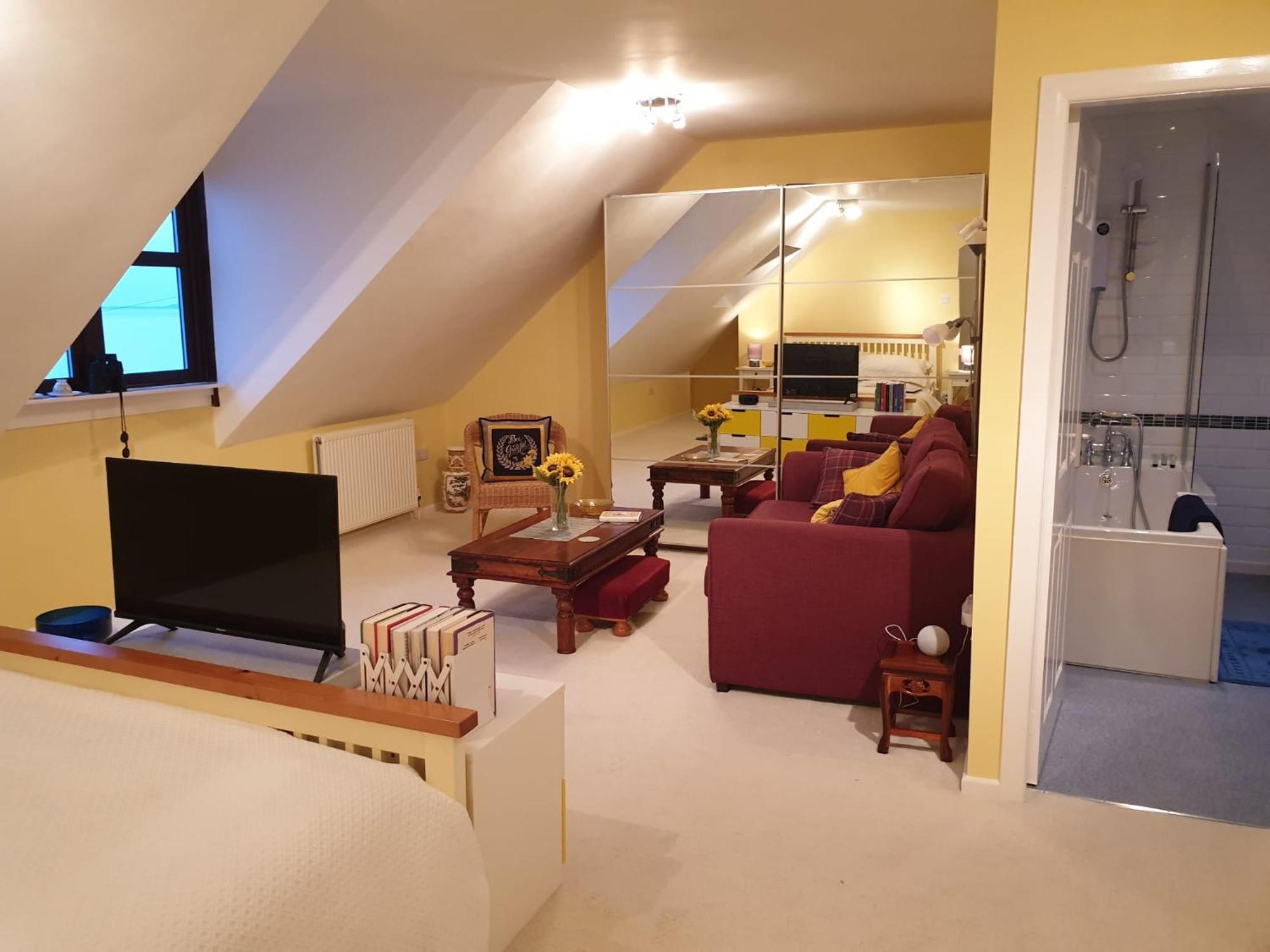 The Old Cornstore A Beautiful Suite Overlooking The Sea Drummore Zewnętrze zdjęcie